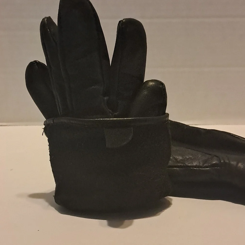 Women Black Leather Gloves with Double Snap Driving Outerwear Soft Comfy